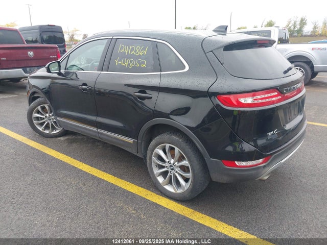 Lincoln MKC 2017 5LMCJ2D95HUL45052 Image 3