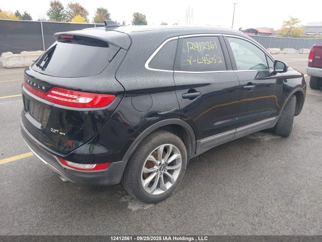 Lincoln MKC 2017 5LMCJ2D95HUL45052 Image 4