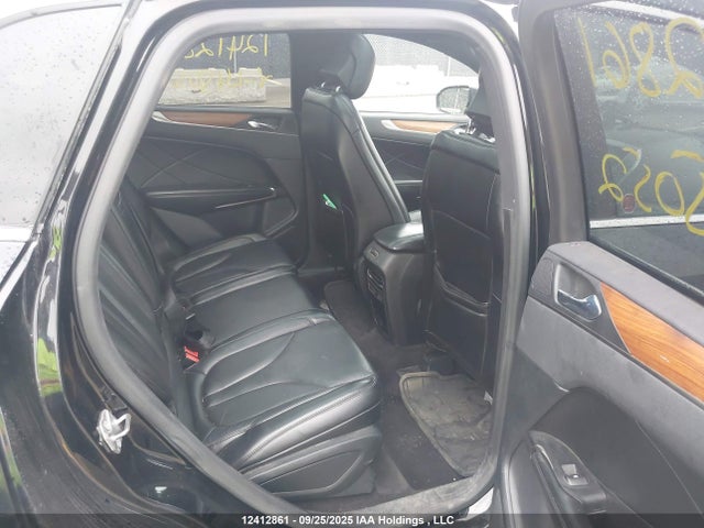 Lincoln MKC 2017 5LMCJ2D95HUL45052 Image 8
