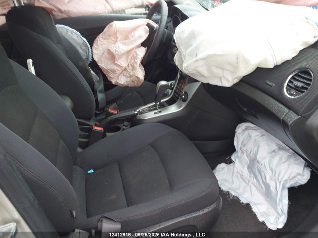Chevrolet LUV 2015 1G1PC5SB0F7290217 Image 5
