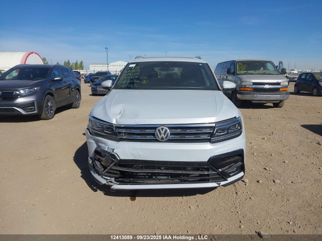 Volkswagen Tiguan 2018 3VV4B7AX7JM210983 Image 13
