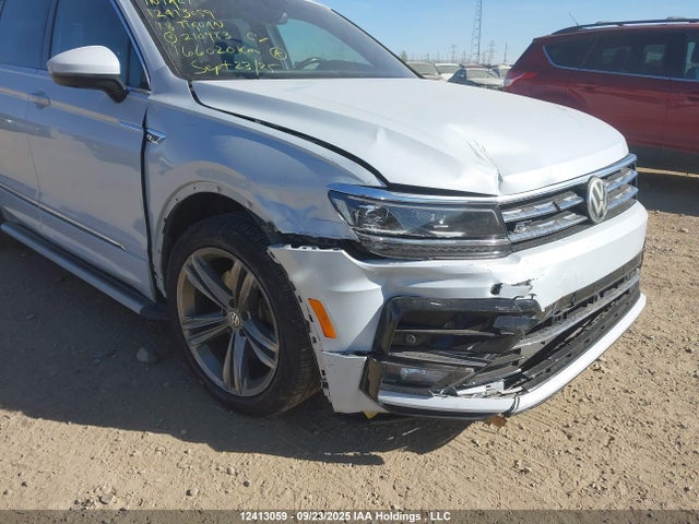 Volkswagen Tiguan 2018 3VV4B7AX7JM210983 Image 6