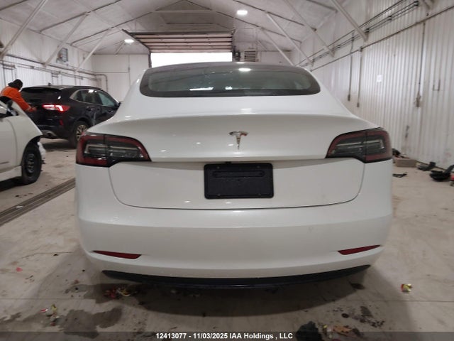 12413077 :رقم المزاد ، 5YJ3E1EA0KF419315 vin ، 2019 Tesla Model 3 مزاد بيع