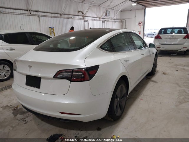 12413077 :رقم المزاد ، 5YJ3E1EA0KF419315 vin ، 2019 Tesla Model 3 مزاد بيع