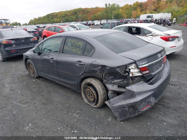 Honda r18z1 2015 2HGFB2F4XFH048752 Image 3