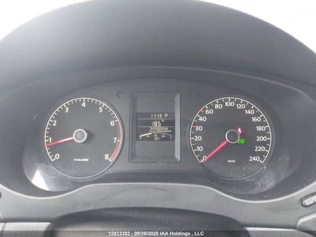 3VW2K7AJ1EM258046 Volkswagen Jetta