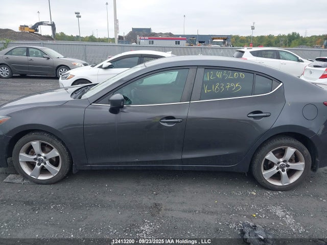 3MZBM1V77FM183795 Mazda pe