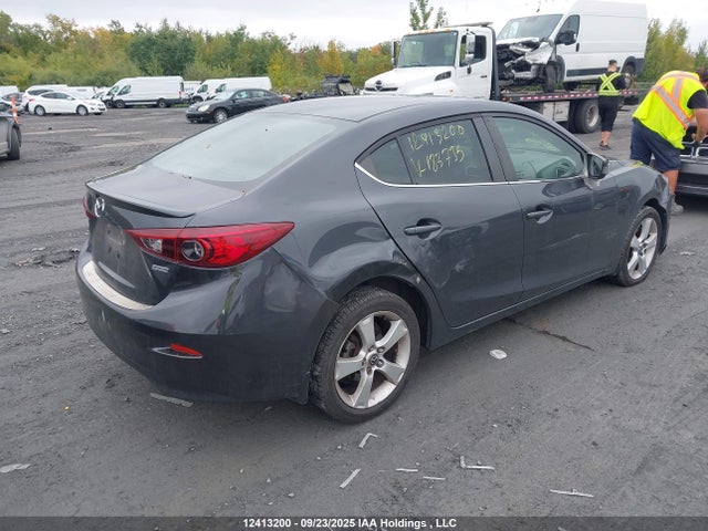 3MZBM1V77FM183795 Mazda pe