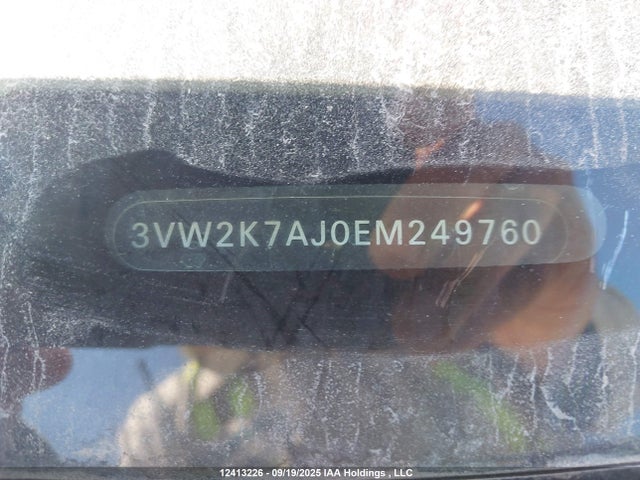 3VW2K7AJ0EM249760 Volkswagen 2014