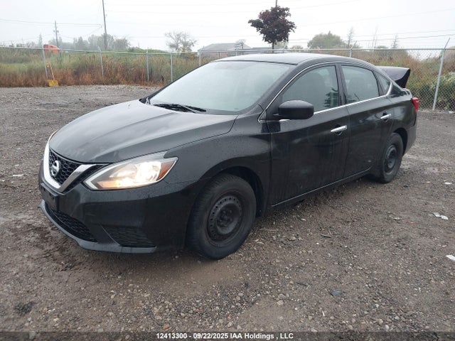 Nissan Sentra 2016 3N1AB7AP7GL649250 Image 2