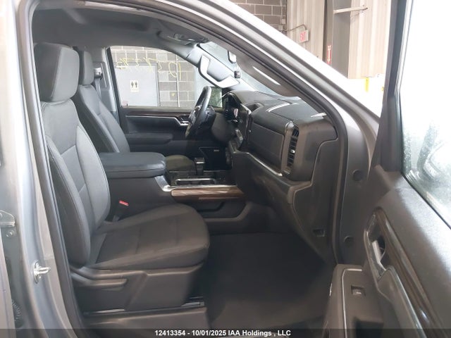 Продаж на аукціоні авто 2025 Chevrolet Silverado 1500 4wd Rst, vin: 1GCUKEE88SZ173304, номер лоту: 12413354