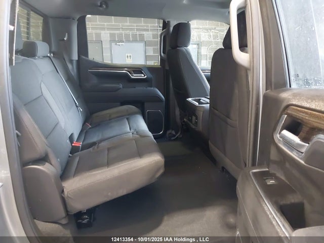 Продаж на аукціоні авто 2025 Chevrolet Silverado 1500 4wd Rst, vin: 1GCUKEE88SZ173304, номер лоту: 12413354