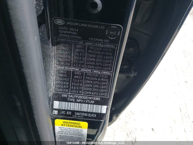 Land Rover LR2 2014 SALFP2BG0EH419365 Image 9