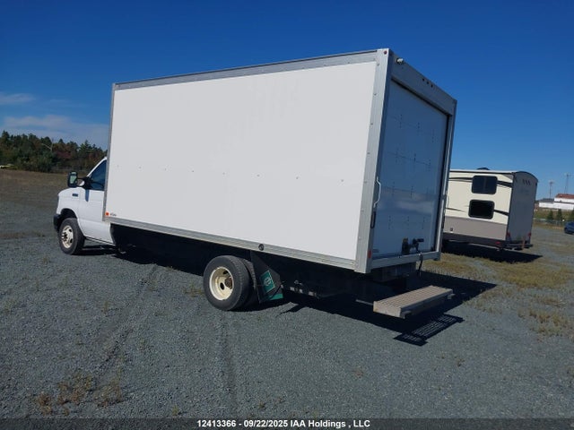 Ford 2024 2024 1FDXE4FN2RDD21338 Image 3