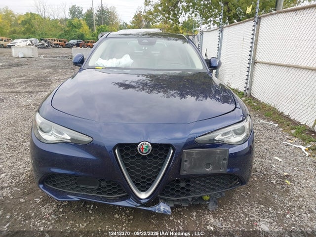 Alfa Romeo 2018 2018 ZARFAEEN4J7584619 Image 12