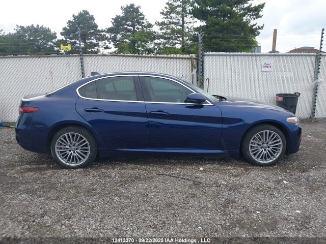 Alfa Romeo 2018 2018 ZARFAEEN4J7584619 Image 13