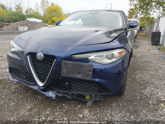 Alfa Romeo 2018 2018 ZARFAEEN4J7584619 Image 6