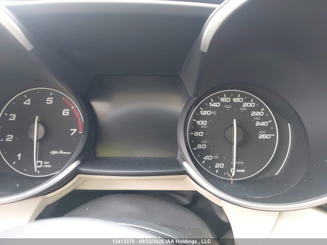 Alfa Romeo 2018 2018 ZARFAEEN4J7584619 Image 7