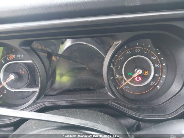 1C4PJXEGXRW233582 Jeep Wrangler