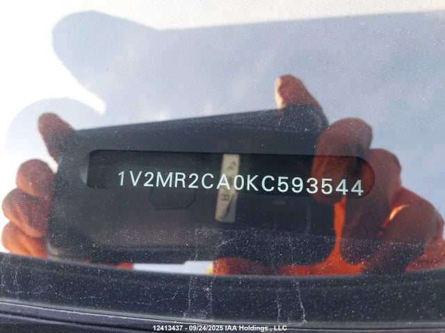 1V2MR2CA0KC593544 Volkswagen fsi