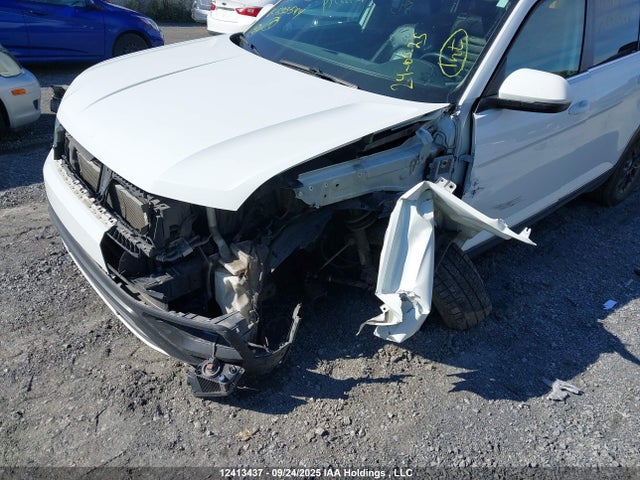 1V2MR2CA0KC593544 Volkswagen fsi