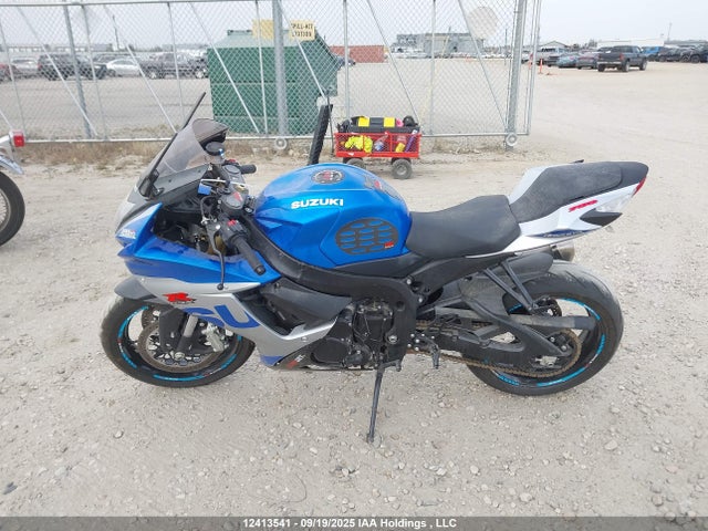 JS1GR7MA3P7101416 Suzuki R747