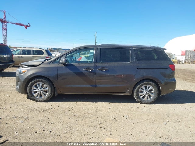 KIA Sedona 2018 KNDMB5C14J6360819 Image 15