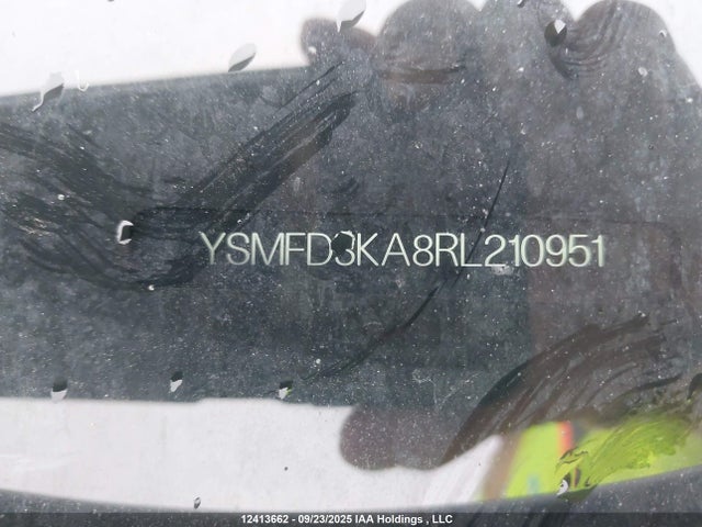 YSMFD3KA8RL210951 Polestar e400v26