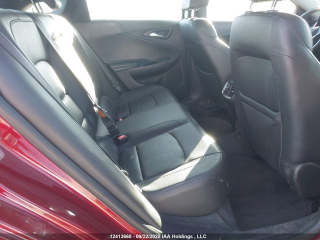 Chevrolet lfv - di: direct injection, vvt: variable valve timing, gen 1 2017 1G1ZE5ST1HF238227 Image 8