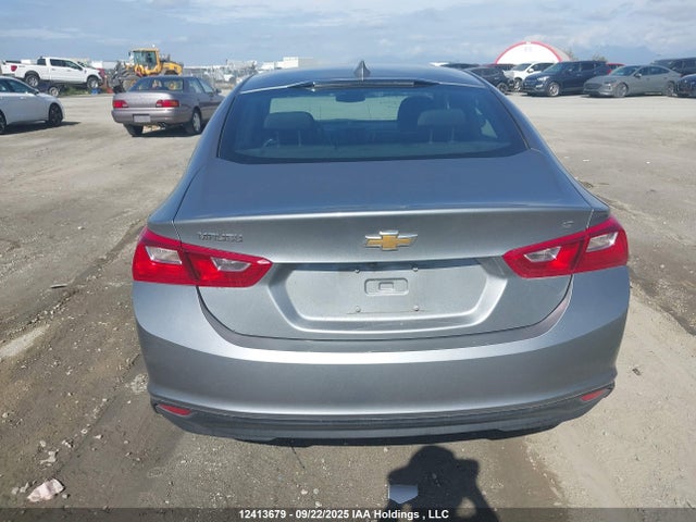 1G1ZD5ST8PF220454 Chevrolet lfv