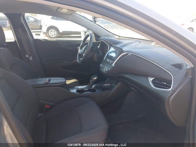 1G1ZD5ST8PF220454 Chevrolet lfv
