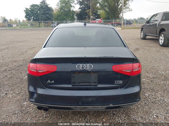 WAUBFCFL2FN043449 Audi A4 2.0t Komfort Plus