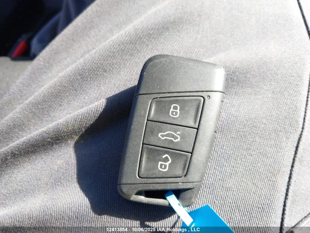 3VWE57BU3KM103068 Volkswagen 1.8 tsi