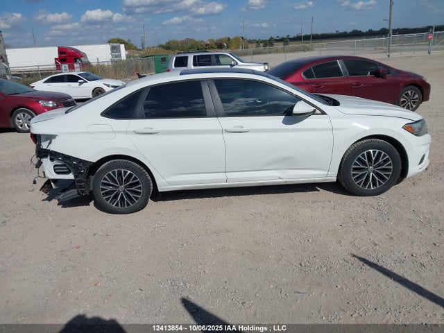 3VWE57BU3KM103068 Volkswagen 1.8 tsi