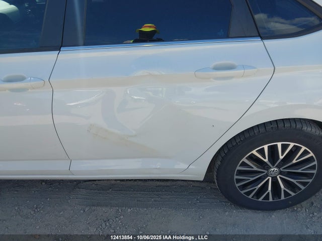 3VWE57BU3KM103068 Volkswagen 1.8 tsi