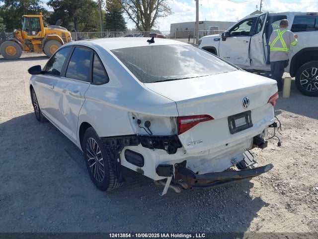 3VWE57BU3KM103068 Volkswagen 1.8 tsi