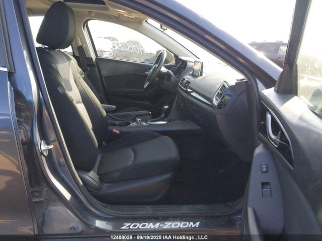 3MZBM1L74GM250079 Mazda pe