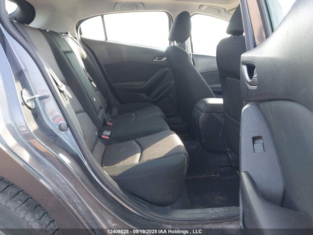 3MZBM1L74GM250079 Mazda pe