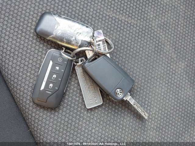 3VWC57BUXKM019207 Volkswagen 1.4 tsi