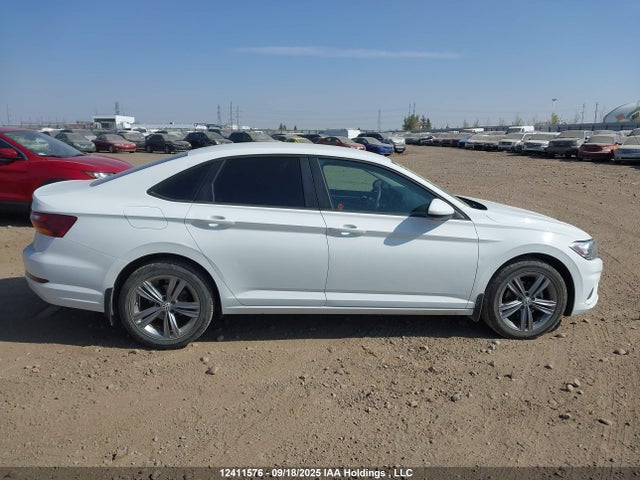 3VWC57BUXKM019207 Volkswagen 1.4 tsi