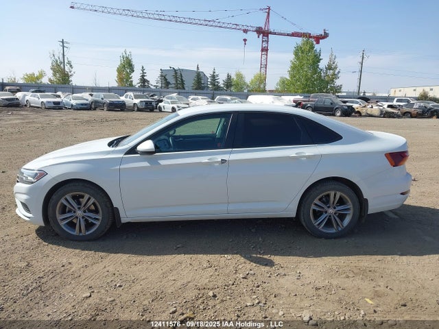 3VWC57BUXKM019207 Volkswagen 1.4 tsi