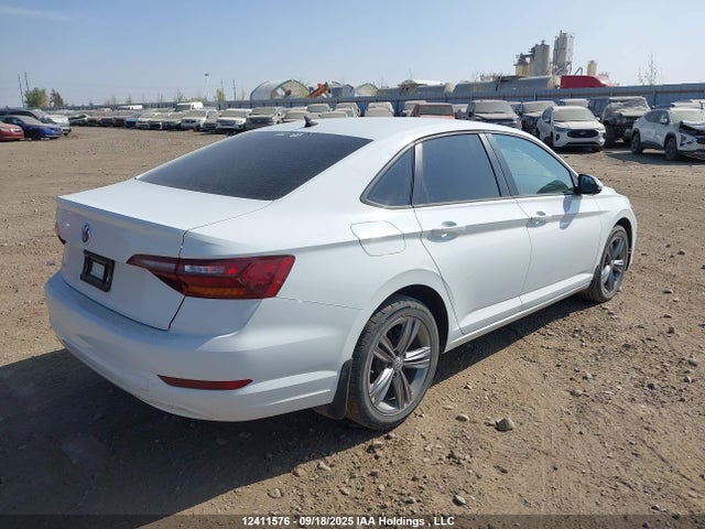3VWC57BUXKM019207 Volkswagen 1.4 tsi