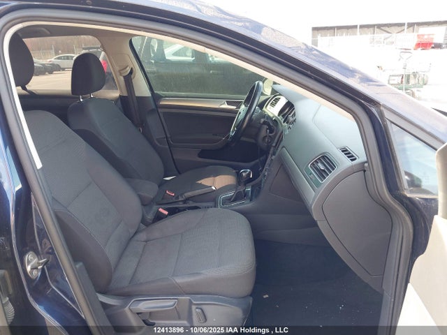 3VW217AU8FM006454 Volkswagen Golf