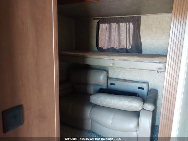 Forest River Sandpiper Towables 2016 4X4TSAR28GJ032128 Image 13