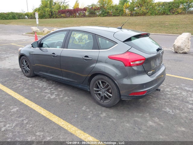 Ford 2.0l gdi 2017 1FADP3N27HL261022 Image 3