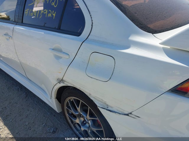Mitsubishi LANCER EVOLUTION 2014 JA32W8FV3EU602222 Image 21