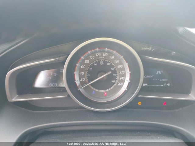 JM1BM1V78E1118517 Mazda pe
