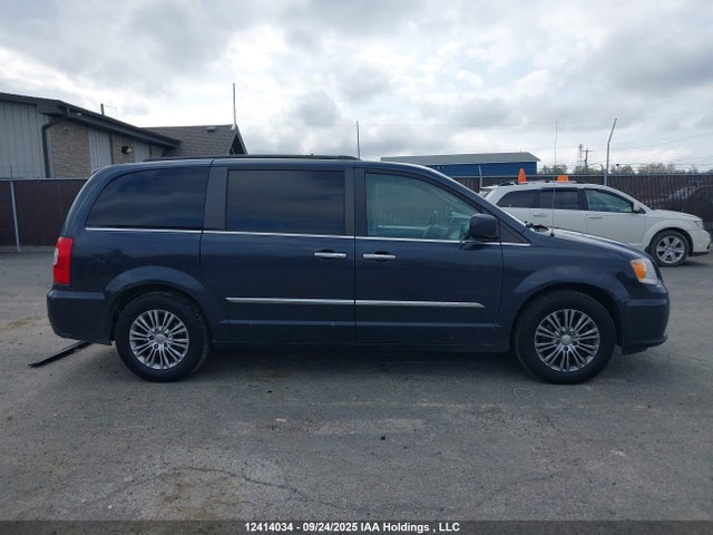 2C4RC1CG8ER309838 Chrysler Town and Country