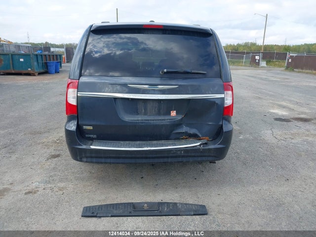 2C4RC1CG8ER309838 Chrysler Town and Country