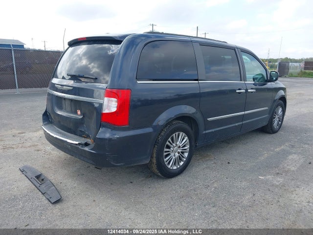 2C4RC1CG8ER309838 Chrysler Town and Country